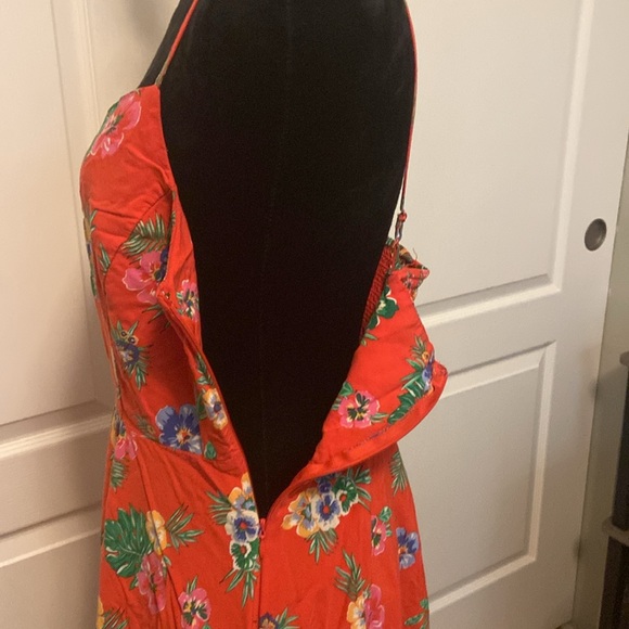 Red Hawaiian print dress - Picture 3 of 3